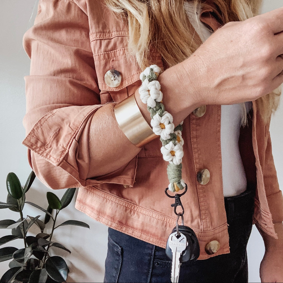 Flower Macrame Keychain