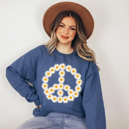 Daisy Peace Sweatshirt Flower Crewneck Preppy Stuff Daisy Shirt Boho Sweatshirt Aesthetic Sweatshirt Cottage Core Wildflower Fairycore Shirt